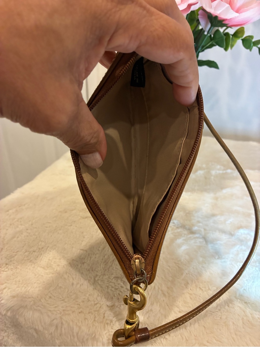 Coach Signature Patchwork Wristlet Brown Tan Leather Tassel Y2K - Picture 9 of 10